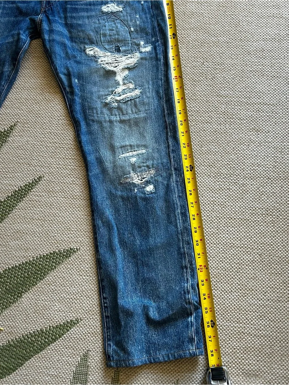 Polo by Ralph Lauren The Varick Blue Distressed Slim Straight Jeans 33x32